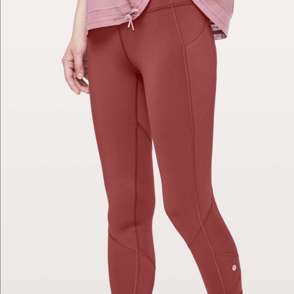 Size 12 Lululemon pace rival crop tights in color savannah